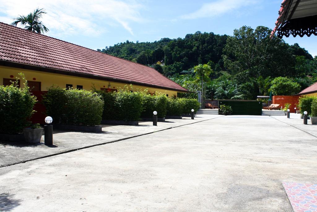 Suksai Buri Resort Ao Nang Exterior photo