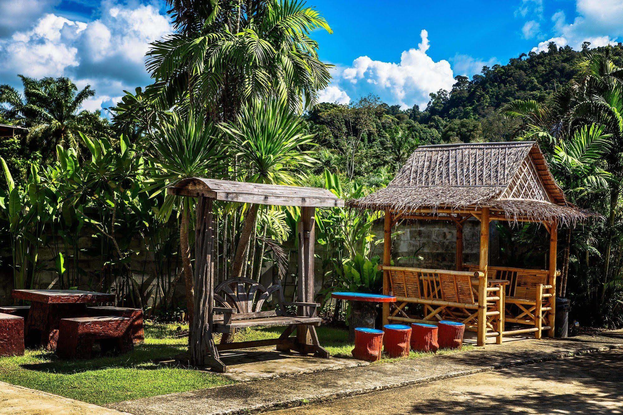 Suksai Buri Resort Ao Nang Exterior photo